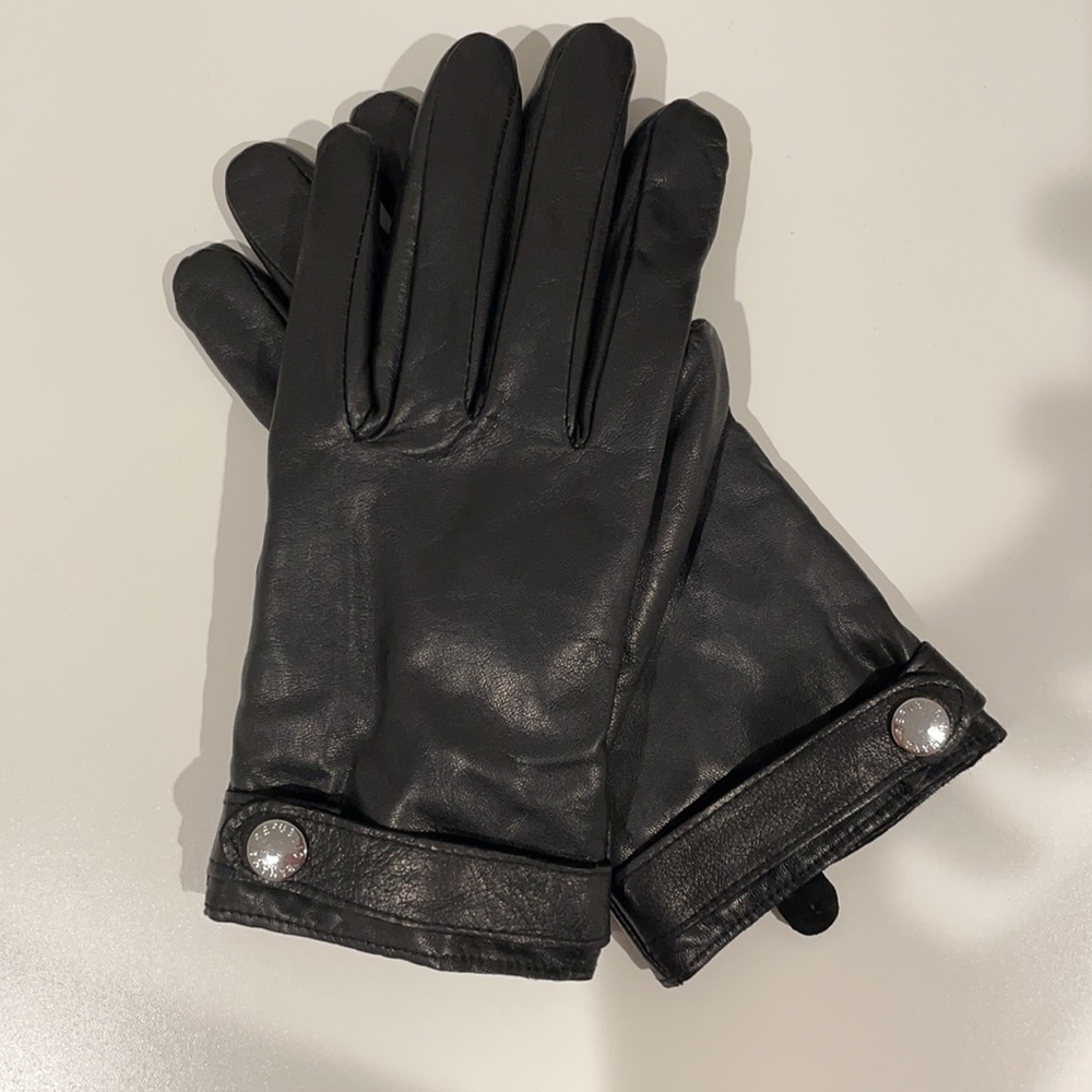 NEW Leather gloves by Banana Republic